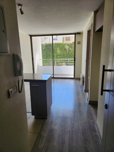 Arriendo Dpto. 1d/1b C/termopanel En Santiago Centro
