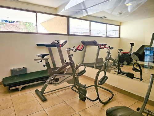 Amplio Departamento 4d 3b. Excelente Ubicación En Ñuñoa