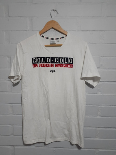 Polera  De Colo Colo, Es Original Marca Umbro ,talla L 