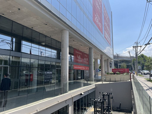 Local Comercial En Arriendo En Lo Barnechea