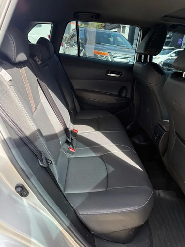 Toyota Corolla Cross Se-g Hybrid Tp 1800cc 7ab 4x2 Ct 2025