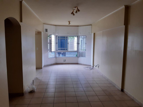 Imagen 3 de 14 de Venta Departamento En Ramos Mejía Con Cochera Y Baulera