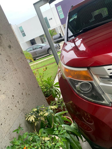 Ford Explorer 4.0 Xlt V6 3er Asiento Sync 4x2 Mt