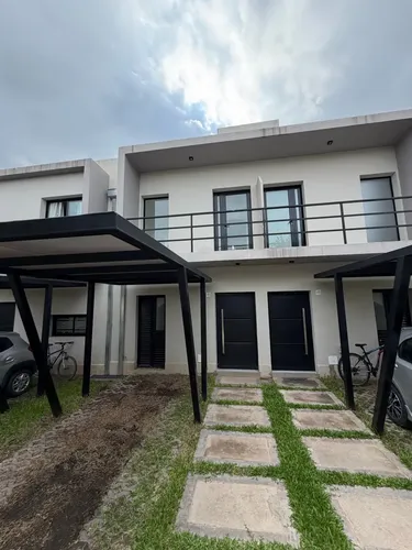Duplex Complejo Luxury - San Juan 4600 - foto 1