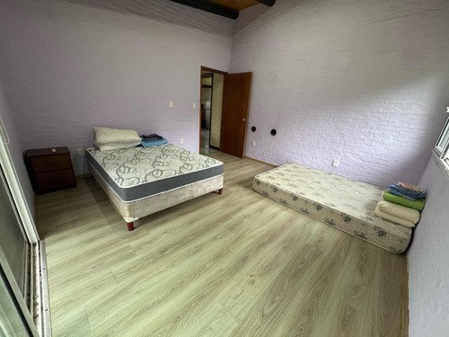 Se Vende Hermosa Casa A Una Cuadra De La Playa El Ensueño