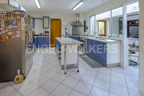 Excelente Casa Lomas De La Dehesa
