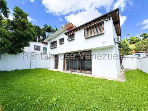 Casa Duplex Con Lindo Jardin En Calle Cerrada En Alquiler Prados Del Este I
