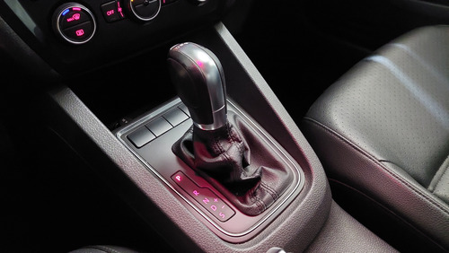 Volkswagen Vento 1.4 Highline At