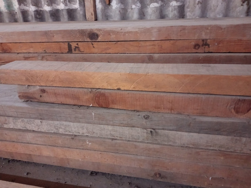 Imagen 4 de 4 de Vigas De Madera De Pino