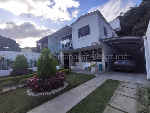 Hermosa Casa Con Piscina En Venta En El Cafetal