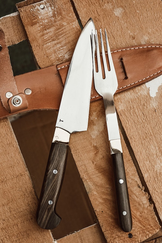 Imagen 5 de 6 de Conjunto Cuchillo Y Tenedor Artesanal De Mesa Tx2
