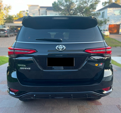 Toyota Hilux SW4 2.8 Tdi Gr-s 4x4 7as 6at
