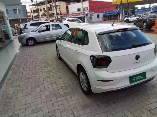 Volkswagen Polo 1.0 MPI MANUAL