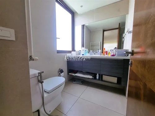 Departamento En Venta De 3 Dorm. En Lo Barnechea 2 Estac.