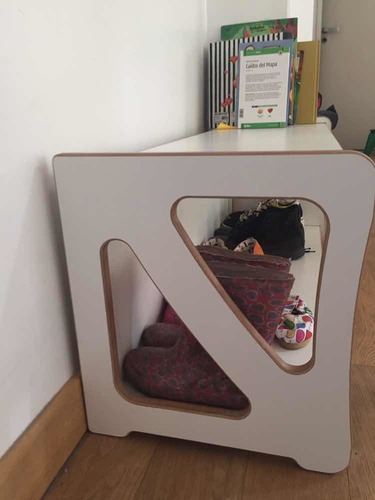 Cómoda / Zapatero / Biblioteca Le Purret