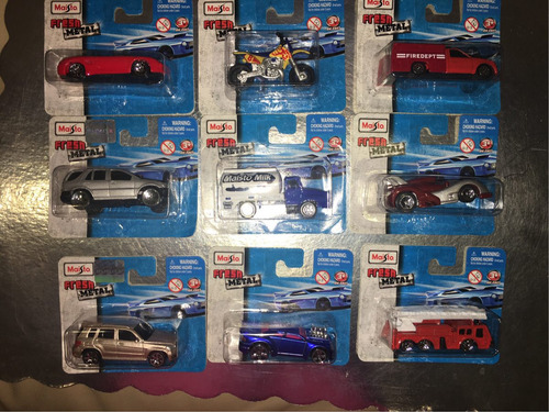 Carros De Metal Marca Maisto (2 Unidades)