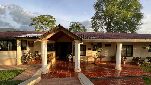 Venta Casa Campestre Norte Armenia Quindio Cod: 7247652