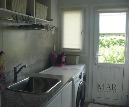 Imagen 10 de 18 de Casa En Venta En Barrio Los Lagos
