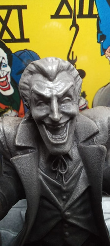 Joker (coringa) Metal - Era De Prata + Capa Da Hq De 1978