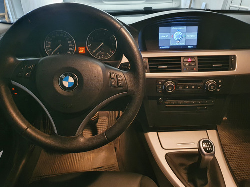 BMW Serie 3 2.0 320i Sedan Executive