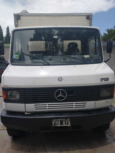 Imagen 3 de 15 de Mercedes Benz 710 Caja Paquetera Anticipo 1800000 Y Cuotas
