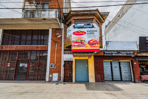 Vta.en Block 4 Ph De 1 Y 2amb +3 Locales Laferrere
