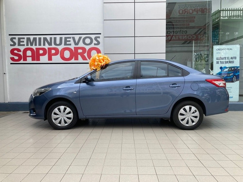 Imagen 2 de 15 de Toyota Yaris 2017 1.5 Core At Sedan Cvt