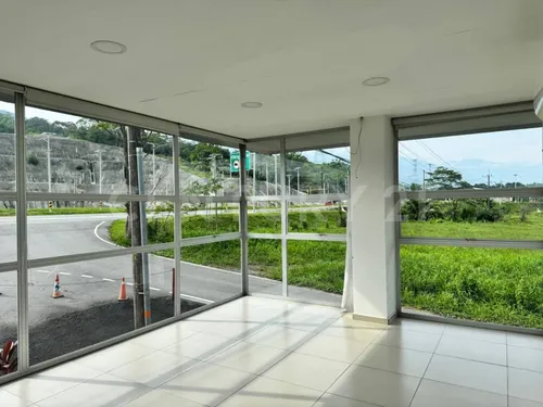 Bodega Comercial En Renta Sobre Via Restrepo Terreno 6970 M2 Y 1400 M2