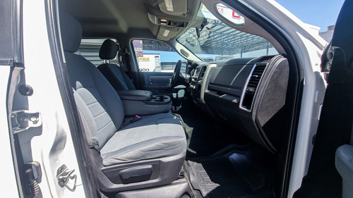 Dodge Ram 2500 5.7 Pickup Crew Cab Slt 4x2 Mt