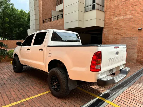Toyota Hilux 2.7 Est