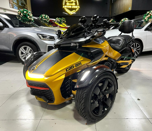 Magnifica Can-am F3 Spyder 2017