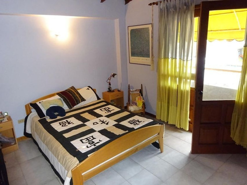 Imagen 12 de 20 de * Casa De Dos Niveles En Venta Santa Paula Mls #21-15860