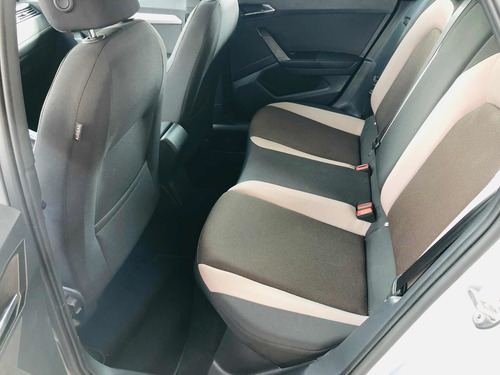 Imagen 9 de 15 de Seat Ibiza Excellence