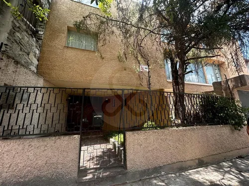 Casa En Venta En Lomas De San Mateo