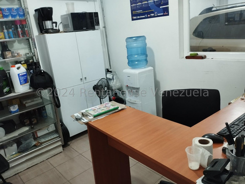 Estupendo Fondo De Comercio En Venta Taller Mecanico Con Excelente Ubicación Sabana Grande