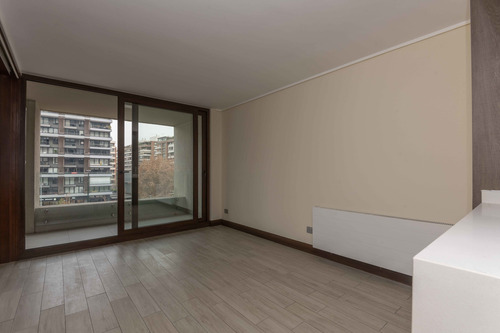 Imagen 6 de 30 de Edificio Av. Las Condes (1 Est. 1 Bod.)- Vista Norte Piso