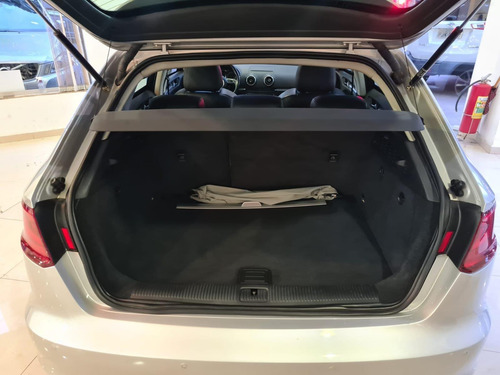 Imagem 7 de 12 de Audi A3 1.8 Tfsi Sportback S Tronic Gasolina Automático