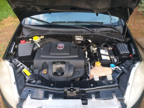 Fiat Linea 1.9 16v Absolute Flex Dualogic 4p
