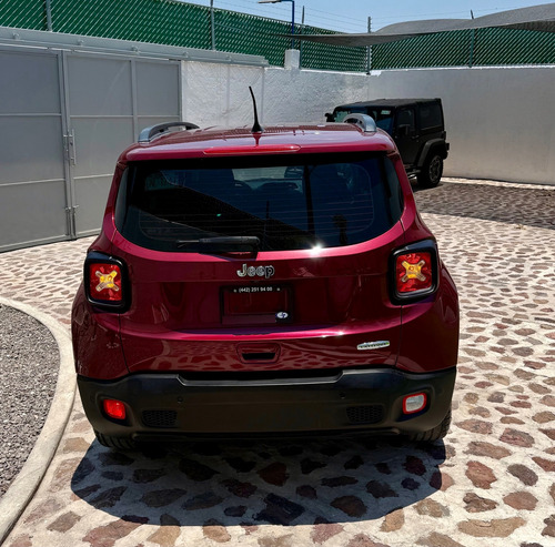 Jeep Renegade 1.8 Latitude 4x2 At