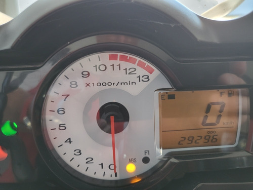 Imagen 9 de 15 de Versys 650 2014 Rodada 16 Excelente Recibo Inferior Tuamoto