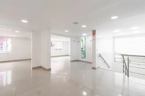 Casa En Arriendo En Santa Barbara Occidental. Cod A22155