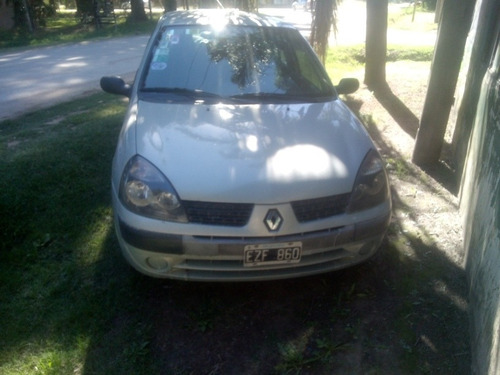 Renault Clio 2005 1.6 Privilege 4 P