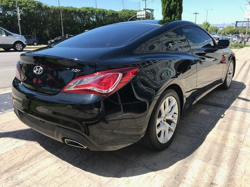 Hyundai Genesis Coupe 2.0t 275cv