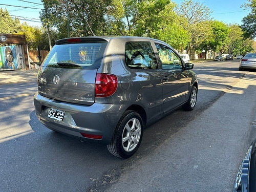 Imagen 7 de 24 de Volkswagen Fox Comfortline 1.6 3 Puertas 2013 U/mano 45.000k