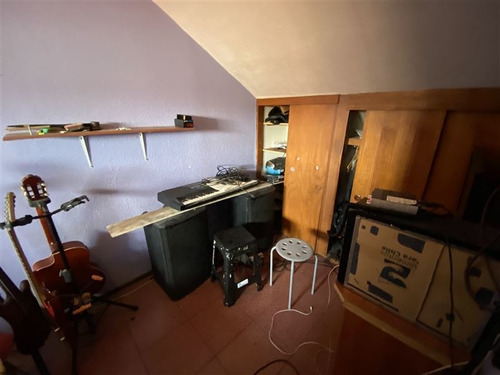 Imagen 7 de 13 de Casa En Venta De 5 Dorm. En La Florida