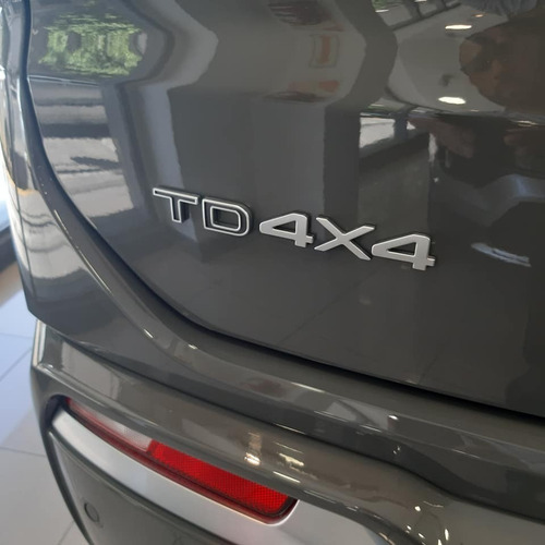 Imagen 22 de 25 de Jeep Commander Overland Td 2.0 4x4 At9 Entrega Inmediata #13