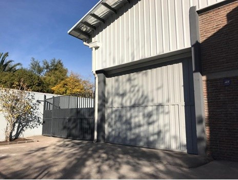 Arriendo Bodega En Macul 1140 M2 Con Oficina De 100m2