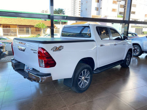 Imagem 3 de 8 de Toyota Hilux 2.8 Srx 4x4 Cd 16v Diesel 4p Automático