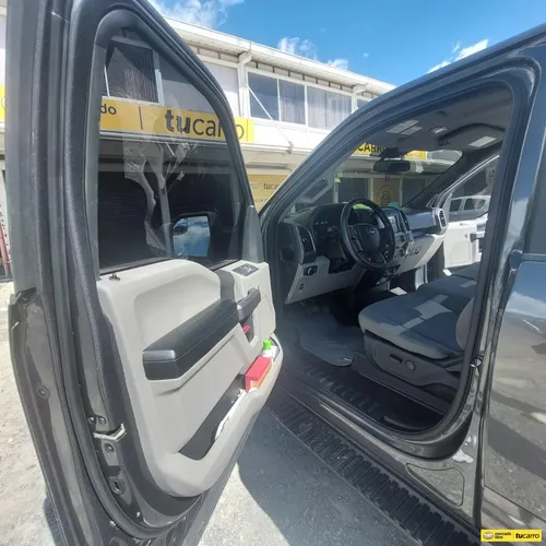 Ford F-150 3.3 Xlt