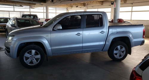 Imagen 2 de 9 de Vw Amarok Highline Cuero Xenon Mt 4x2 Impecable